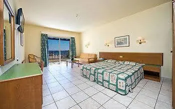 Thalassaki Holiday Village Ayía Nápa Hotel